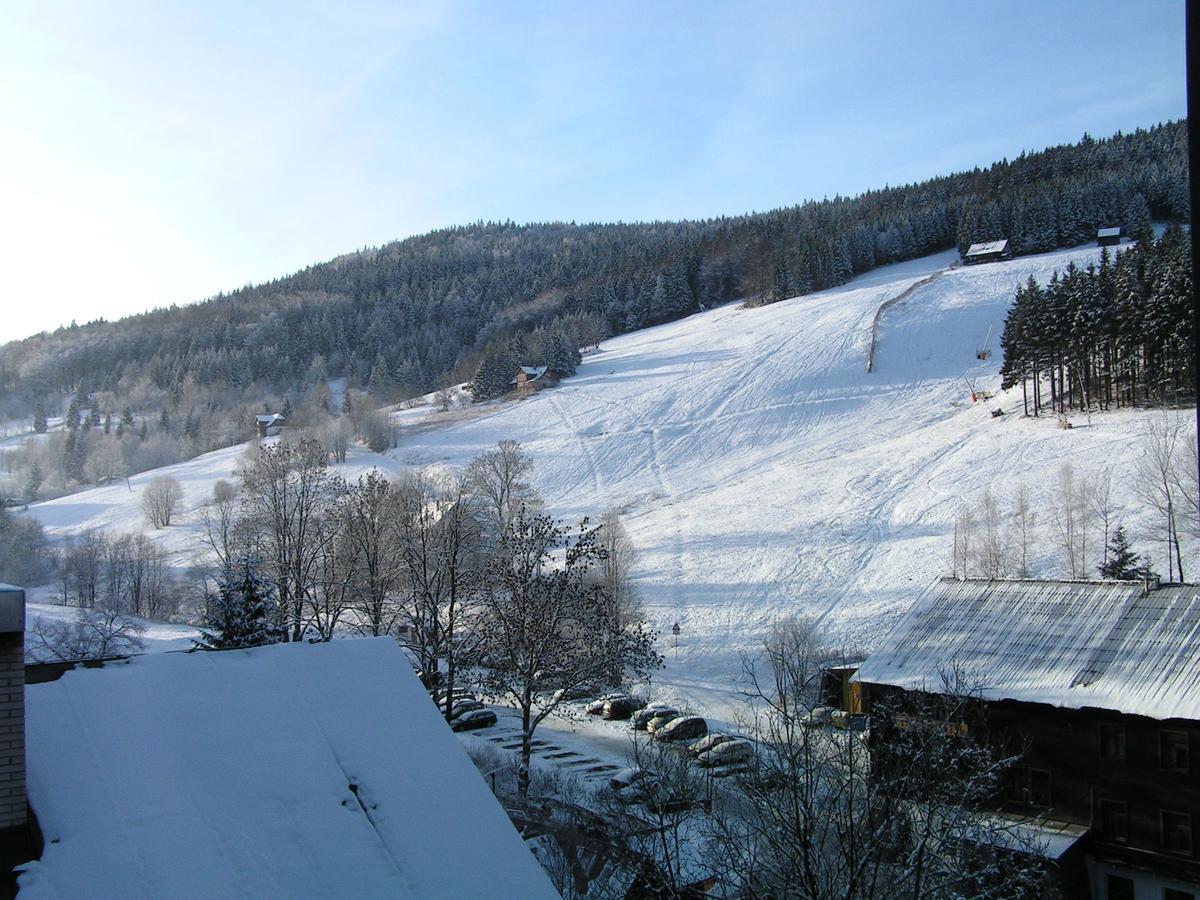 Apartmány Gryf Harrachov Exterior foto